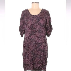 Ann Taylor Purple Black Crinkle Shift Dress Short Sleeve Silk Snake Print Size M